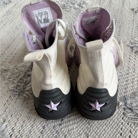 Converse - Picture 6 of 8